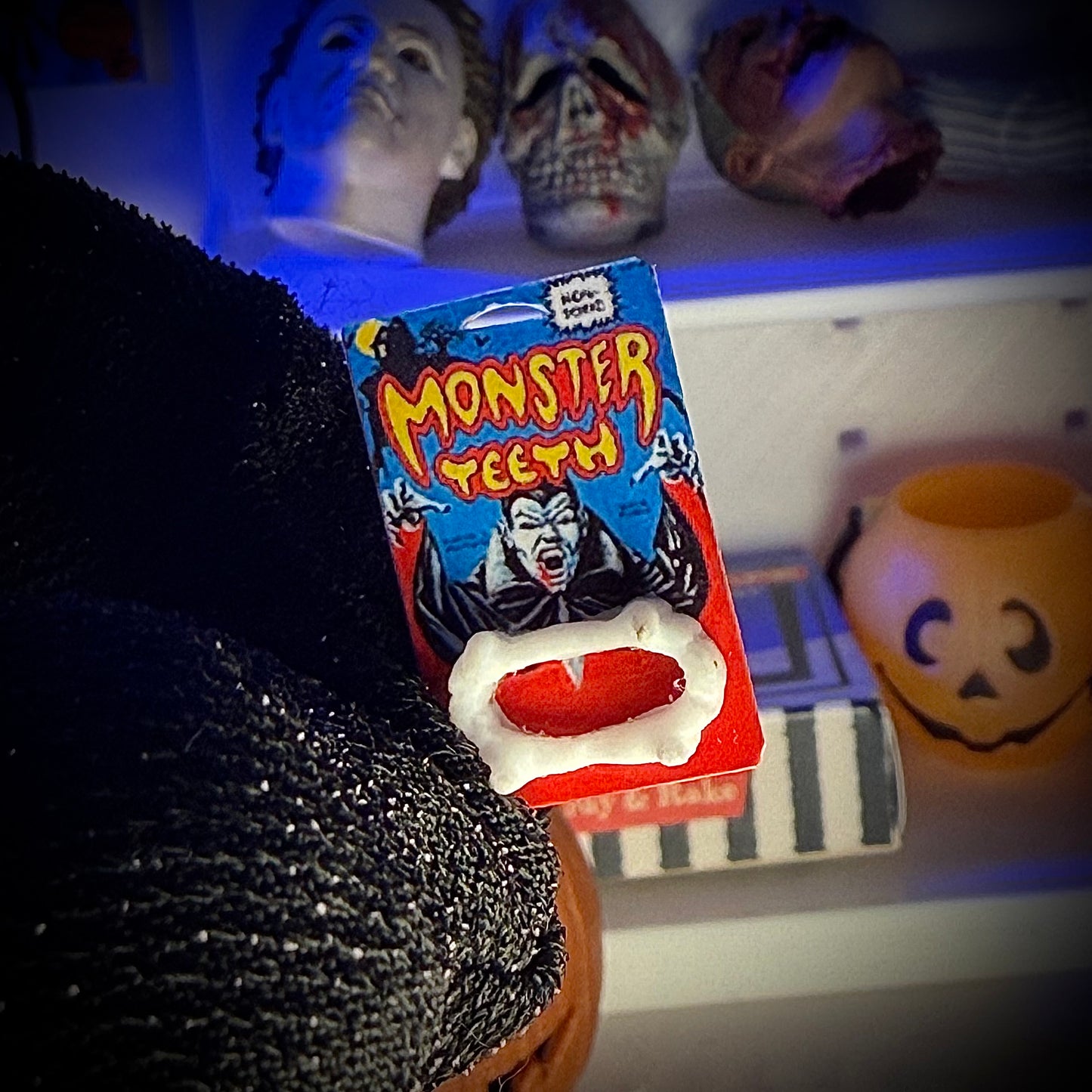 Morbid Minis: Vampire Fangs
